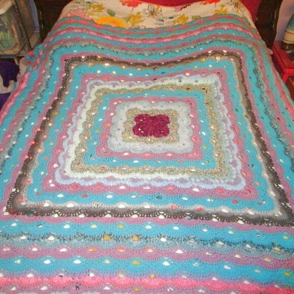 Vtg Handmade Crochet Afghan Blanket Throw Shell Stitch Glitter Rainbow Boho 71" - Picture 1 of 12